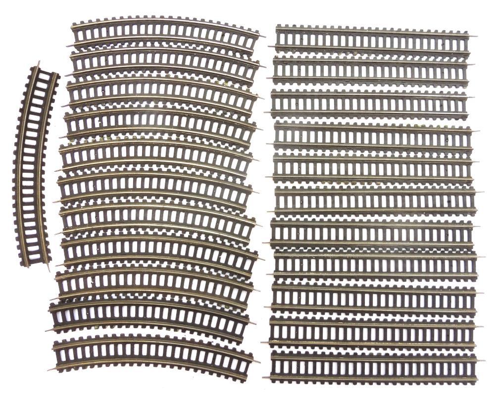 Fleischmann_HO_vintage-Set_11_vías_rectas_1600_y_12_vías_curvas_1601