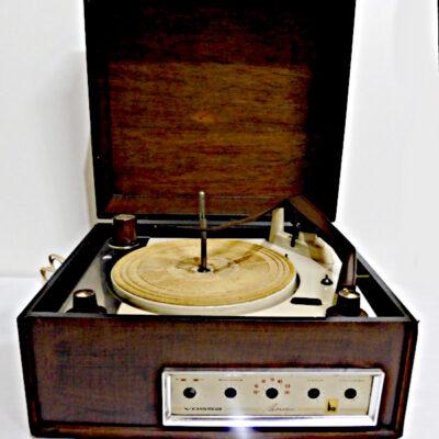 VOSSA combinado con sintonizador y bamdeja giradiscos Wincofon